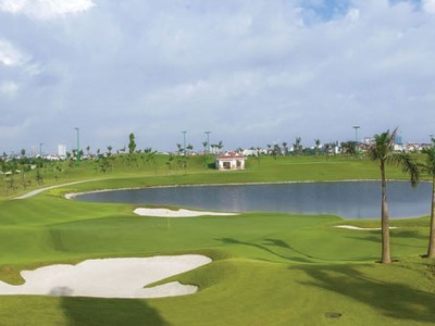 Đề xuất không được dùng đất sân golf để xây nhà bán