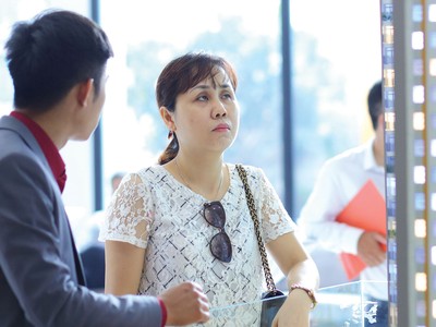 Nhu cầu lớn, trong khi các điểm nghẽn về chính sách khiến nguồn cung căn hộ tại TP.HCM sụt giảm. Ảnh: Gia Huy