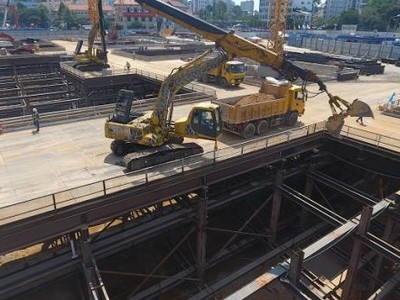 Gói thầu CP 1a do Liên danh Sumitomo Mitsui - Cienco4 thi công là gói thầu xây lắp chính sau cùng của dự án và là cơ sở để hoàn thành xây dựng, đưa vào vận hành toàn tuyến năm 2020