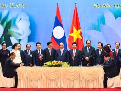 Nền tảng vững chắc trong hợp tác kinh tế Việt – Lào