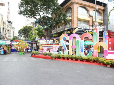 Hơn 60.000 đầu sách có mặt tại Đường sách TP.HCM Tết Kỷ Hợi 2019