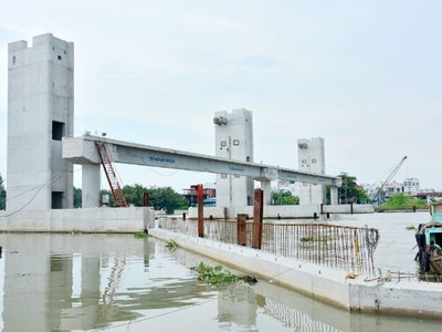 Sau gần 1 năm dừng thi công, dự án chống ngập 10.000 tỷ sẽ được tái khởi động trở lại.