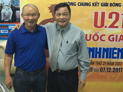 Ông Nguyễn Công Khế (bên phải) là Chủ tịch Tập đoàn Truyền thông Thanh Niên