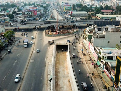 Dự kiến hoàn thàng vào Quý IV/2018 nhưng vì vướng đền bù giải tỏa nên tới nay dự án vẫn chưa hoàn thành.