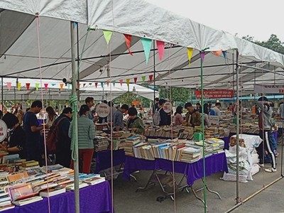 Hội sách Xuân 2019 thu hút đsự quan tâm của đông đảo bạn đọc