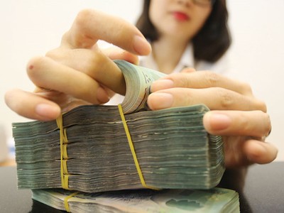 Trong bối cảnh các kênh đầu tư khác tăng trưởng chưa ổn định, thì tiết kiệm vẫn được nhiều người lựa chọn, đặc biệt ở các kỳ hạn tiền gửi dài ngày.