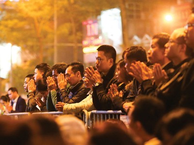 Nhiều người cúng giải hạn đầu năm để hóa giải Thái Tuế, nhưng điều này chỉ mang tính chất hỗ trợ tâm lý 