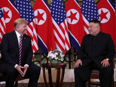 Tổng thống Donald Trump và Chủ tịch Kim Jong-un hội đàm tại Khách sạn Metropole, Hà Nội