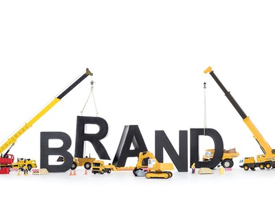 Các doanh nghiệp nên chú trọng đến việc xây dựng và bảo vệ thương hiệu của mình. Ảnh: Shutterstock