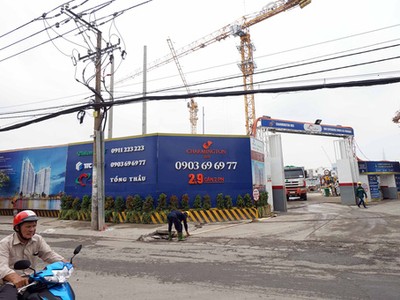 Dự án Trung tâm thương mại dịch vụ căn hộ tại 76 Tôn Thất Thuyết, Q.4, TP.HCM - Ảnh: QUANG ĐỊNH