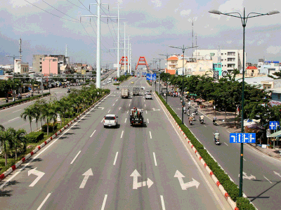 Đại lộ Phạm Văn Đồng tại TP.HCM được thực hiện theo hình thức hợp đồng BT. Ảnh: KHẢ HÒA