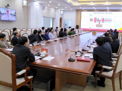 Cuộc họp bàn về phương án tổ chức Lễ khởi công Cao tốc Vân Đồn - Móng Cái. Ảnh: Minh Hà.