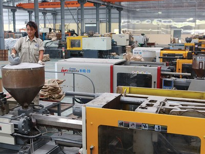 Ngành nhựa: Doanh nghiệp Việt đang mất lợi thế?