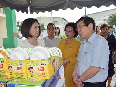 19/4 lãnh đạo UBND TP.HCM gặp mặt doanh nghiệp trong nước