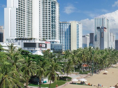 Long đong số phận “con lai” condotel