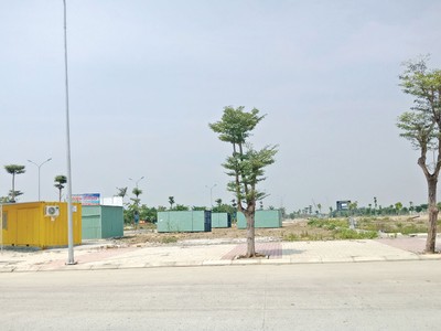 Các ki ốt văn phòng giao dịch bất động sản đóng cửa sau đợt ra quân của Đà Nẵng