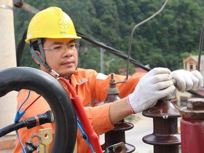 EVN NPC: Sản lượng điện thương phẩm tháng 4/2019 đạt 5,7 tỷ kWh, tăng 11,50%