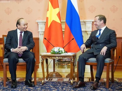 Thủ tướng Nguyễn Xuân Phúc và Thủ tướng Nga Medvedev tại cuộc hội đàm chiều 22/5 (ảnh: VGP)