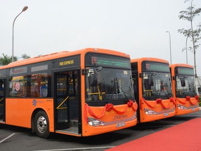 Hà Nội đang khai thác 5 tuyến xe buýt kết nối Sân bay Nội bài với Trung tâm Thành phố (Ảnh minh họa: Internet)