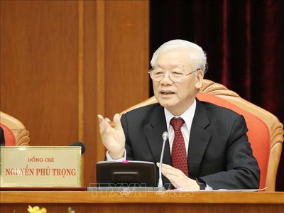 Tổng Bí thư, Chủ tịch nước Nguyễn Phú Trọng lưu ý, công tác nhân sự cần tiến hành từng bước, từng việc, chắc chắn, thận trọng, chặt chẽ, đúng quy trình, bảo đảm dân chủ, khách quan, công khai, minh bạch nhưng phải thật sự đúng người, đúng việc.