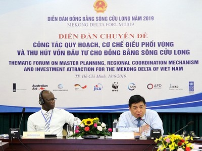 Bộ trưởng Nguyễn Chí Dũng chủ trì Diễn đàn