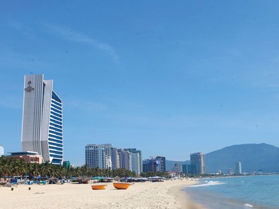 Tính pháp lý hiện vẫn là “điểm yếu” của loại hình condotel. Ảnh: Lê Toàn