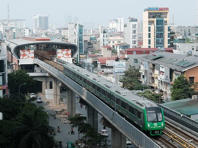 Tàu đường sắt đô thị Cát Linh - Hà Đông. Ảnh: Phạm Hùng