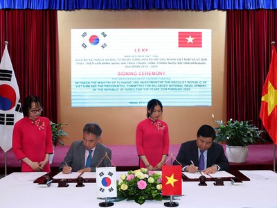 Việt Nam - Hàn Quốc hợp tác xây dựng chính sách phát triển cân bằng quốc gia
