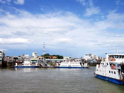 Bến phà Châu Giang - TP. Châu Đốc, tỉnh An Giang