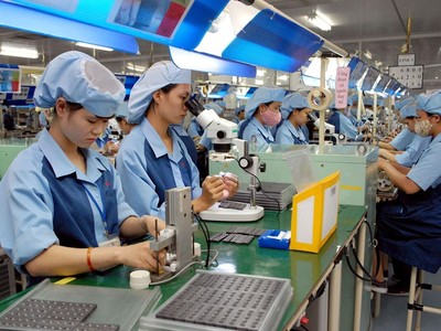 Trình Quốc hội phương án giảm thuế xuống 15 - 17%