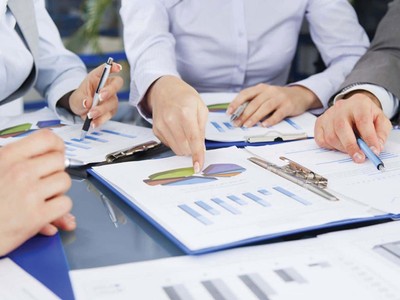 Những công ty chứng khoán làm "bà mối" mát tay cho những thương vụ khủng đồng nghĩa với việc nằm trong Top đầu về thị phần môi giới, quy mô doanh  thu, lợi nhuận