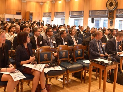 Cần thực hiện quản lý sở hữu đầu tư nước ngoài theo cơ chế thị trường thay vì hành chính
Trong ảnh: Nhà đầu tư Anh và châu Âu lắng nghe các cơ hội từ Việt Nam