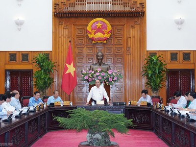 Thủ tướng chủ trì phiên họp Thường trực Chính phủ ngày 13/8