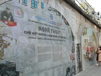 Dự án đục thông vòm cầu sẽ giúp kết nối và khai thác tối đa hiệu quả của con đường bích họa Phùng Hưng