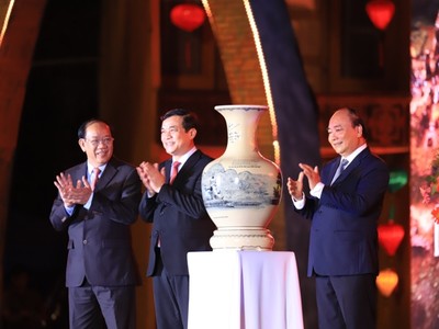 Thủ tướng Nguyễn Xuân Phúc: Ý thức sâu sắc ý nghĩa của di sản để xây dựng sức mạnh mềm Việt Nam