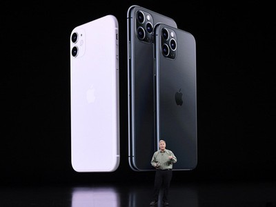 Bộ ba iPhone 11, iPhone 11 Pro và iPhone 11 Pro Max chính thức ra mắt hôm 10/9. Ảnh: Bloomberg.