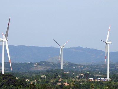 Tiến độ thực hiện các dự án điện gió tại Hướng Hóa còn chậm so với kế hoạch ban đầu.