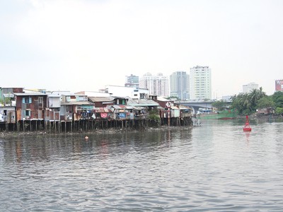 Cần xây dựng cơ chế đặc thù để chương trình cải tạo, chỉnh trang đô thị sớm được hoàn thành. Ảnh: Trọng Tín