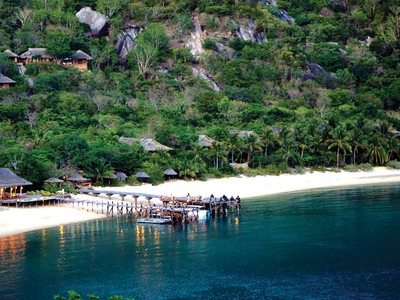 Ai đứng sau thương vụ thâu tóm Ninh Vân Bay (NVT)?