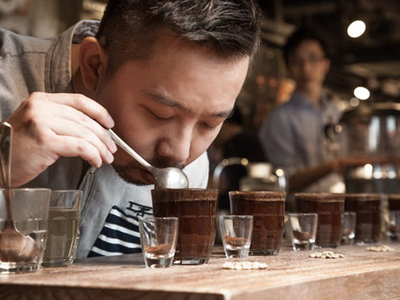 Sự phát triển của các cửa hàng cà phê nhỏ đã có ảnh hưởng mạnh mẽ trong việc thúc đẩy nhu cầu về cà phê đặc sản