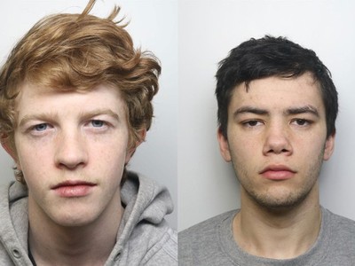 Frankie Allwork (trái) và Bryn Kerry, 2 trong 3 thành viên thuộc băng trộm xe hơi cao cấp tại Anh. Ảnh: West Yorkshire Police.