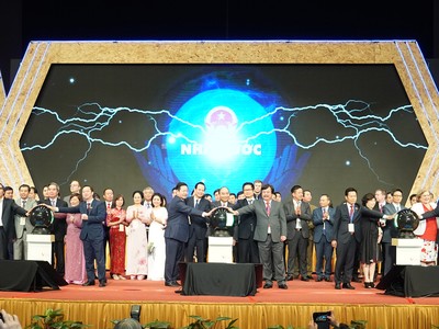 Nghi thức thể hiện sự cam kết của Nhà nước, doanh nghiệp, nhà trường trong công cuộc nâng tầm kỹ năng lao động Việt Nam