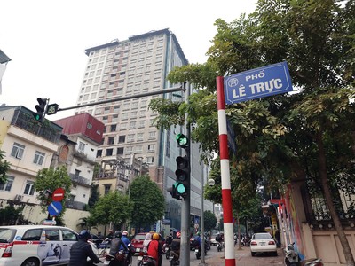 Hà Nội chậm trễ trong vụ 8B Lê Trực