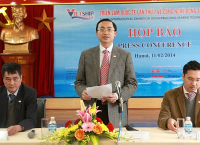 Ông Vũ Anh Tuấn chủ trì cuộc họp báo Vietship năm 2014 trên cương vị Tổng giám đốc SBIC.