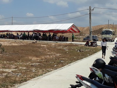 Nhiều đợt mở bán đang diễn ra nhằm “vợt” khách dịp cuối năm