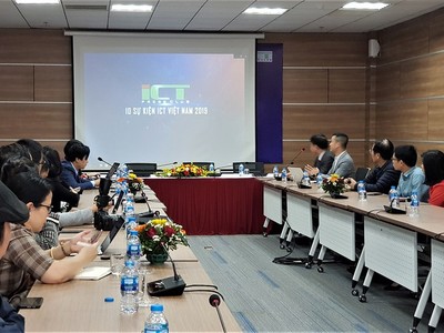 Lễ công bố 10 sự kiện