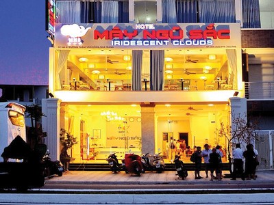 Ba khách sạn ở Nha Trang tự ý xây vượt 76 phòng