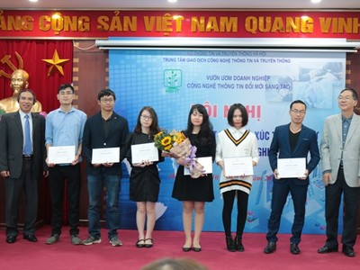 Các dự án được trao giấy chứng nhận tốt nghiệp