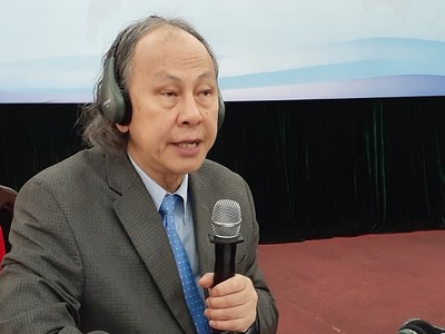 TS. Kavi Chongkittavorn, Cố vấn truyền thông cao cấp của Viện Nghiên cứu kinh tế ASEAN và Đông Á (ERIA) nêu quan điểm tại Buổi thảo luận.