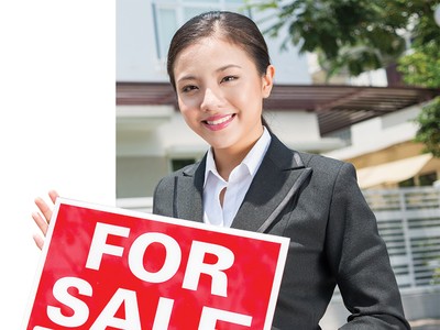 Nỗi niềm anh chồng có vợ đi làm môi giới địa ốc